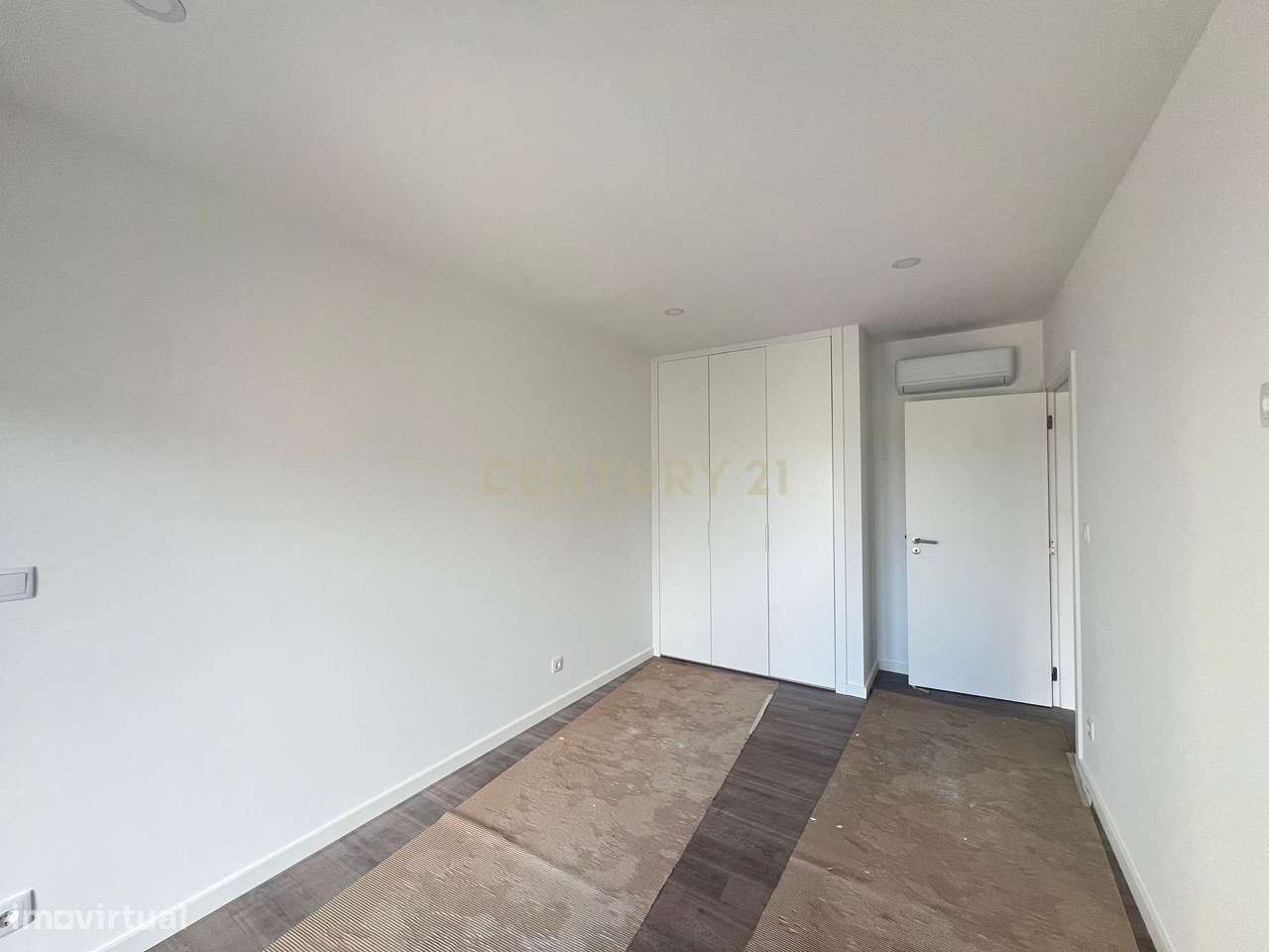 RESERVADO - Excelente Apartamento T2 Novo na Urbanização Quinta das Se-4