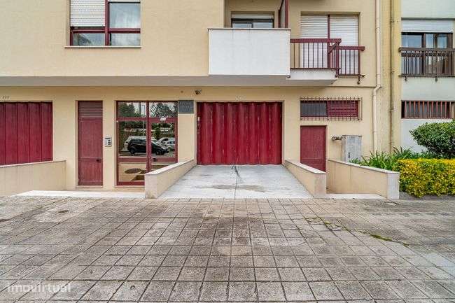 Apartamento T2 à venda no Porto -Paranhos (Areosa) - Grande imagem: 2/23