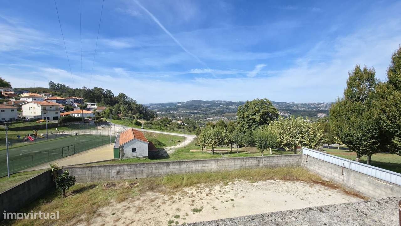 Lote de terreno c/ benfeitorias Vila Verde Felgueiras-12