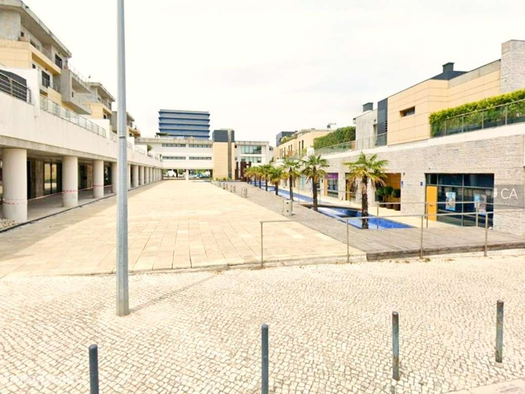 Lugar de parqueamento com 11,5m² situado no Empreendimento Luna Rio... - Grande imagem: 2/4