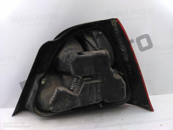 Farolim Trás Painel Esquerdo  Rover 25 Hatchback 1.1 16v - 2