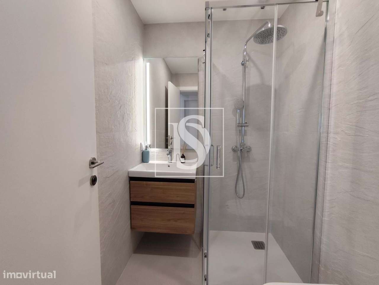 T2 em Buarcos | Primeira Linha de Praia | Condomínio Fechado-9