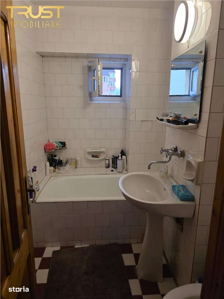 4 camere | Decomandat | 2 Bai | Mihai Eminescu - Imagine principală: 5/12