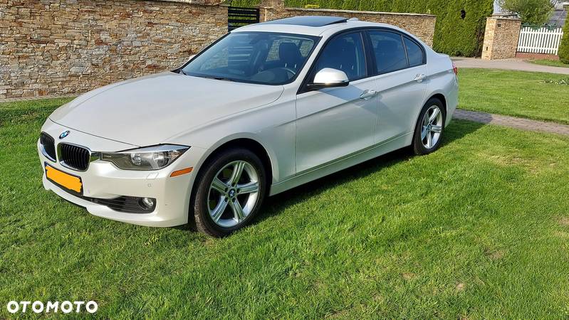 BMW Seria 3 328i xDrive Luxury Line - 2