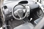 Toyota Yaris 1.33 VVT-i Executive - 12