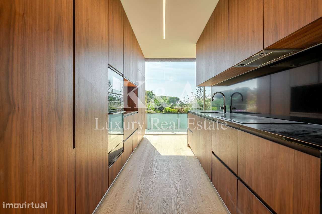 Apartamento Penthouse T4 com terraço e piscina na Foz-8