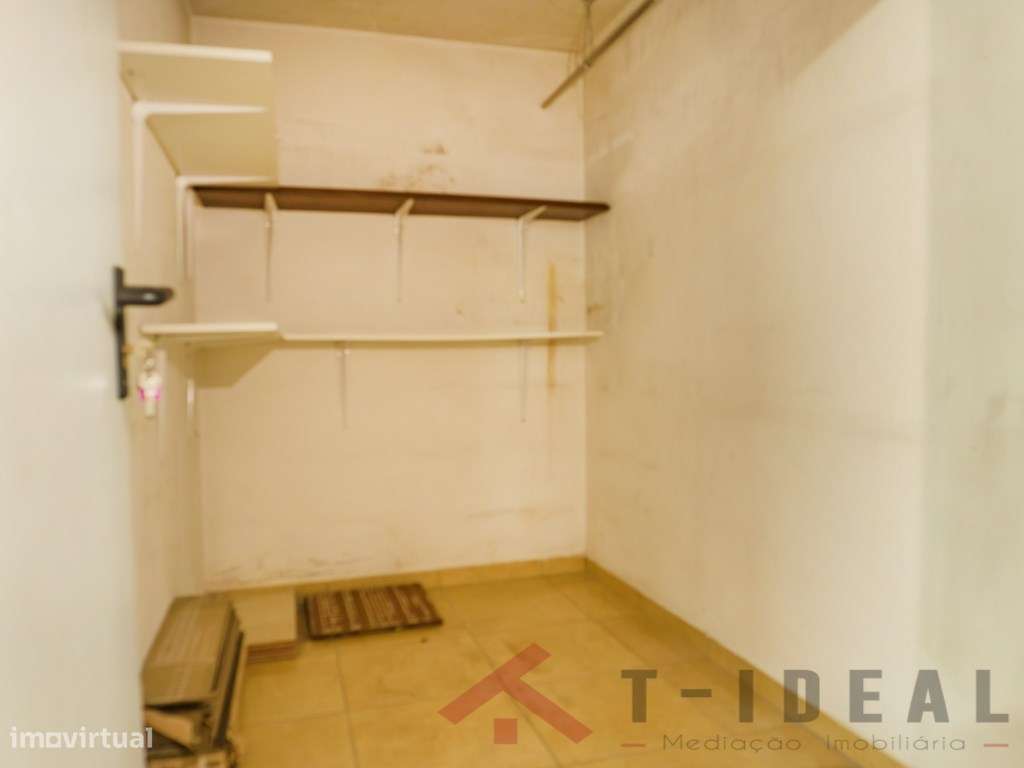 Apartamento T2 com Terraço-39