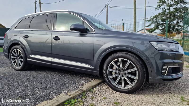 Audi Q7 3.0 TDi E-tron quattro S-line Tiptronic - 12