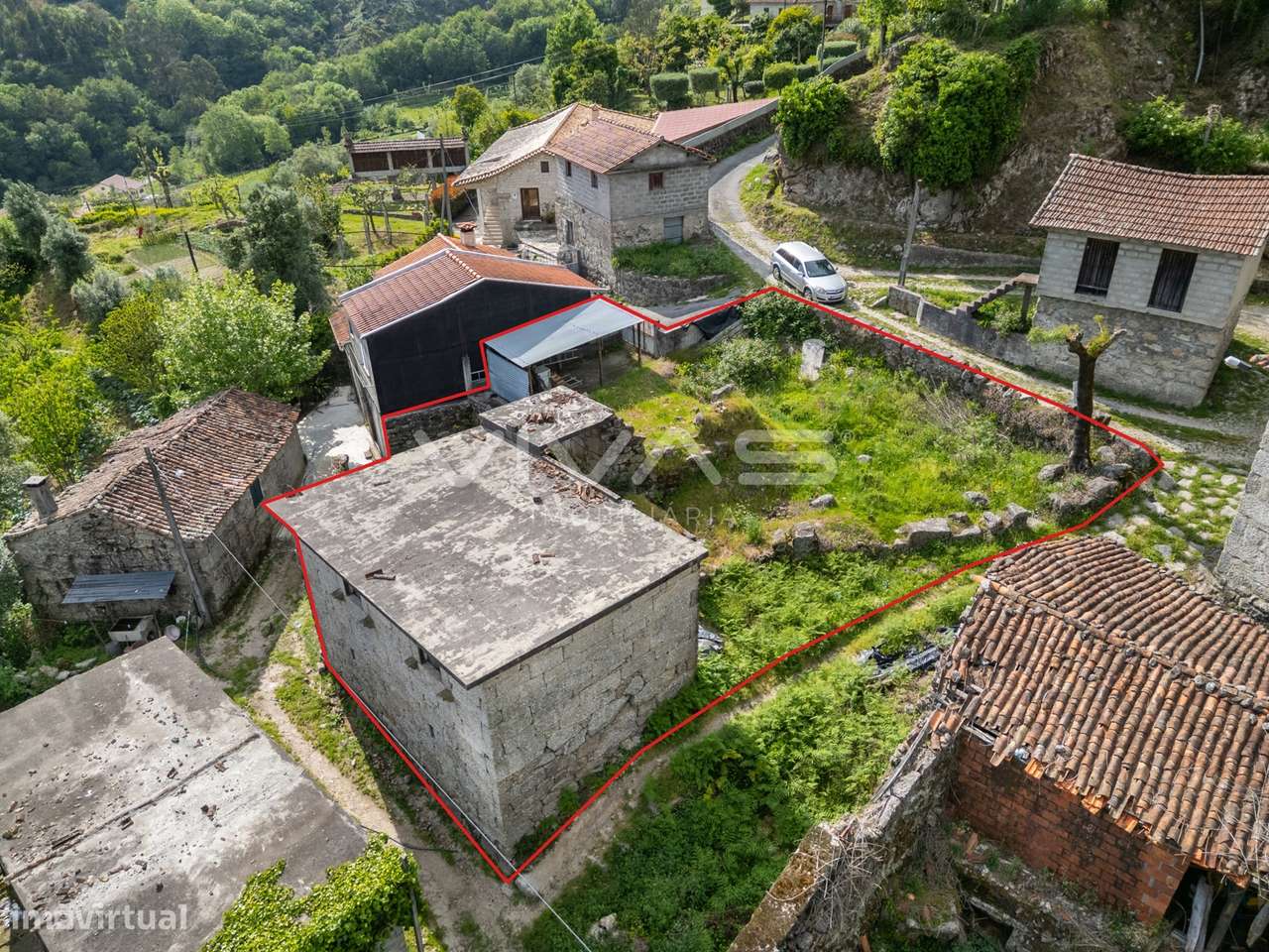 Moradia para Restaurar T0 Venda em Valdreu,Vila Verde - Grande imagem: 4/22