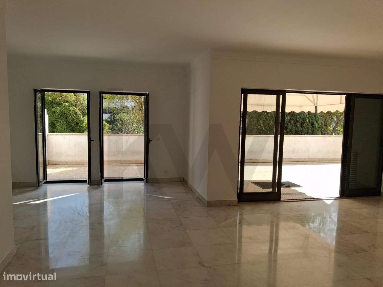 Venda de apartamento T3 em condomínio, no Monte Estoril, Cascais-36