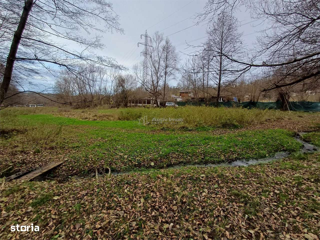 Resita, Teren Drept Intravilan, Langa Prau si Drum, 1308 Mp., 15 EuroM-10