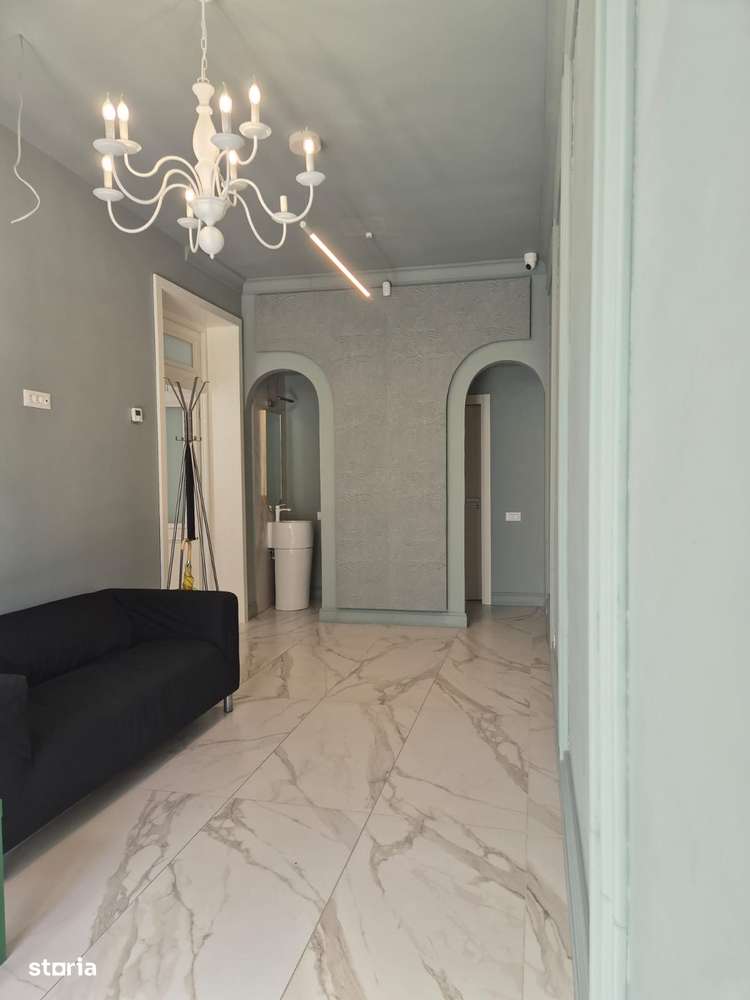 Spațiu comercial- Tg Cucu - Imagine principală: 5/7