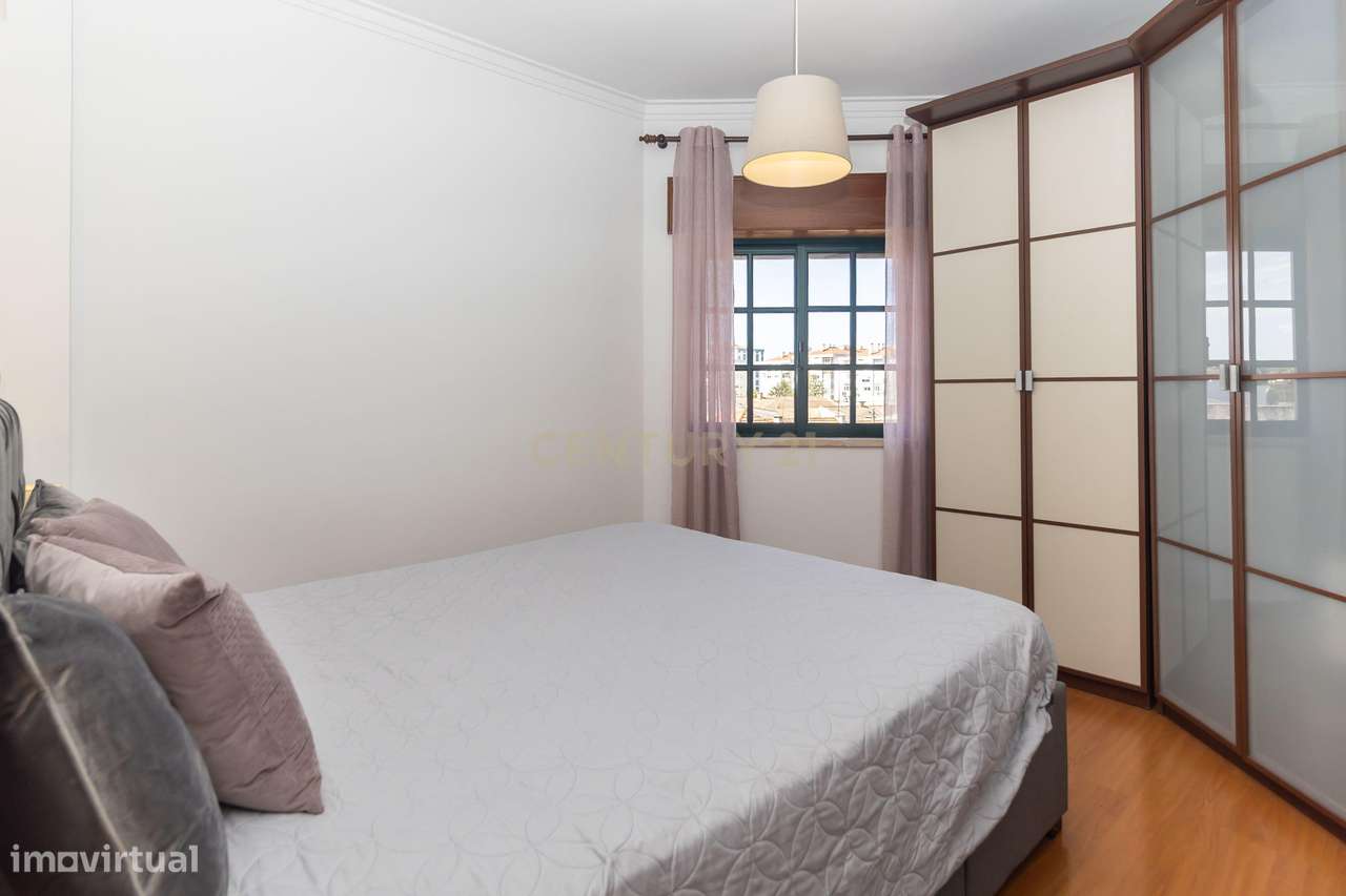 Apartamento T2 com Parqueamento, Elevador, Pronto a Habitar – Uma Opor-20
