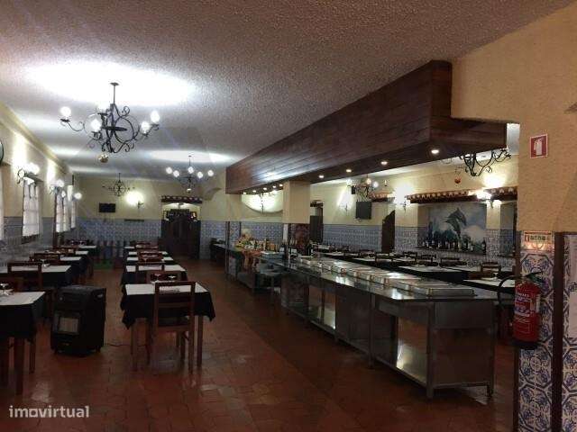 Espaço Multiusos Localizado na Ericeira-18