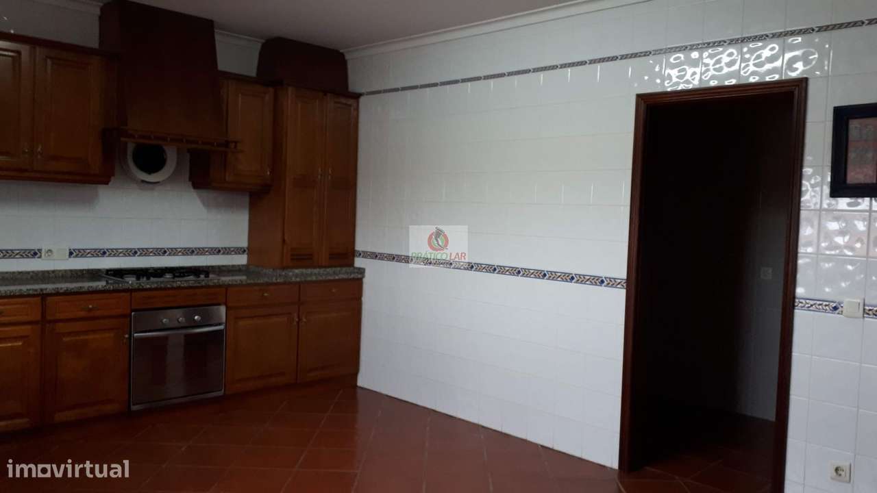Apartamento T2 Duplex em Oiã nas Sudas - Grande imagem: 2/14
