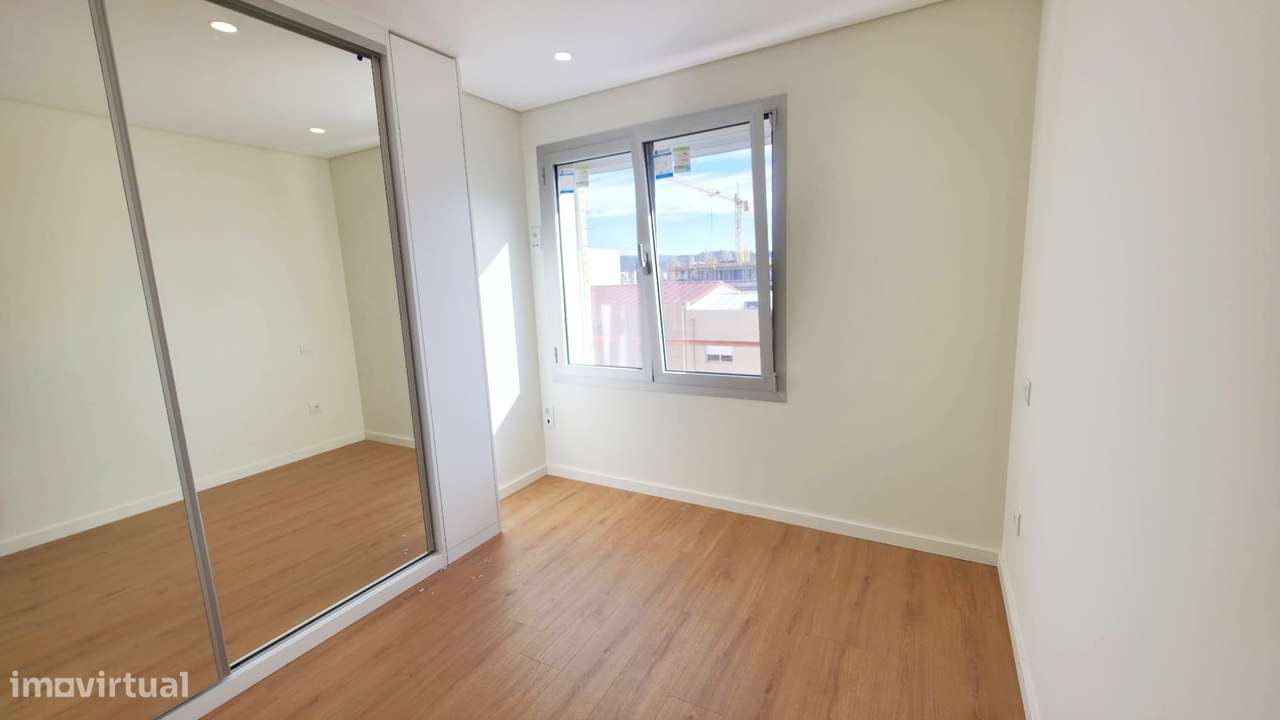 Apartamento T2+1 Centro de Felgueiras-14