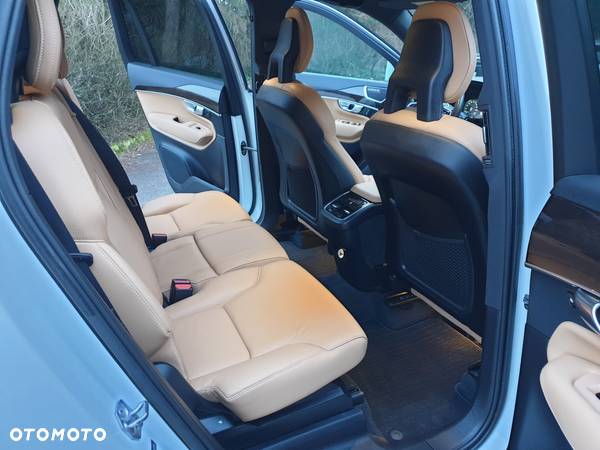 Volvo XC 90 T6 AWD Momentum 7os - 14