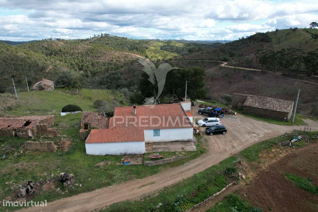 CASA DE CAMPO - MONTE DA BOGA - SANTANA DA SERRA - Grande imagem: 5/10