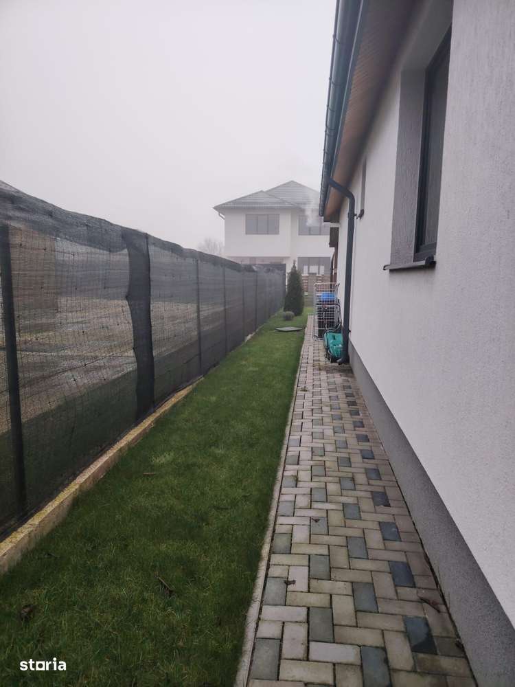 Casa 4 camere Manastirea Crevedia-16