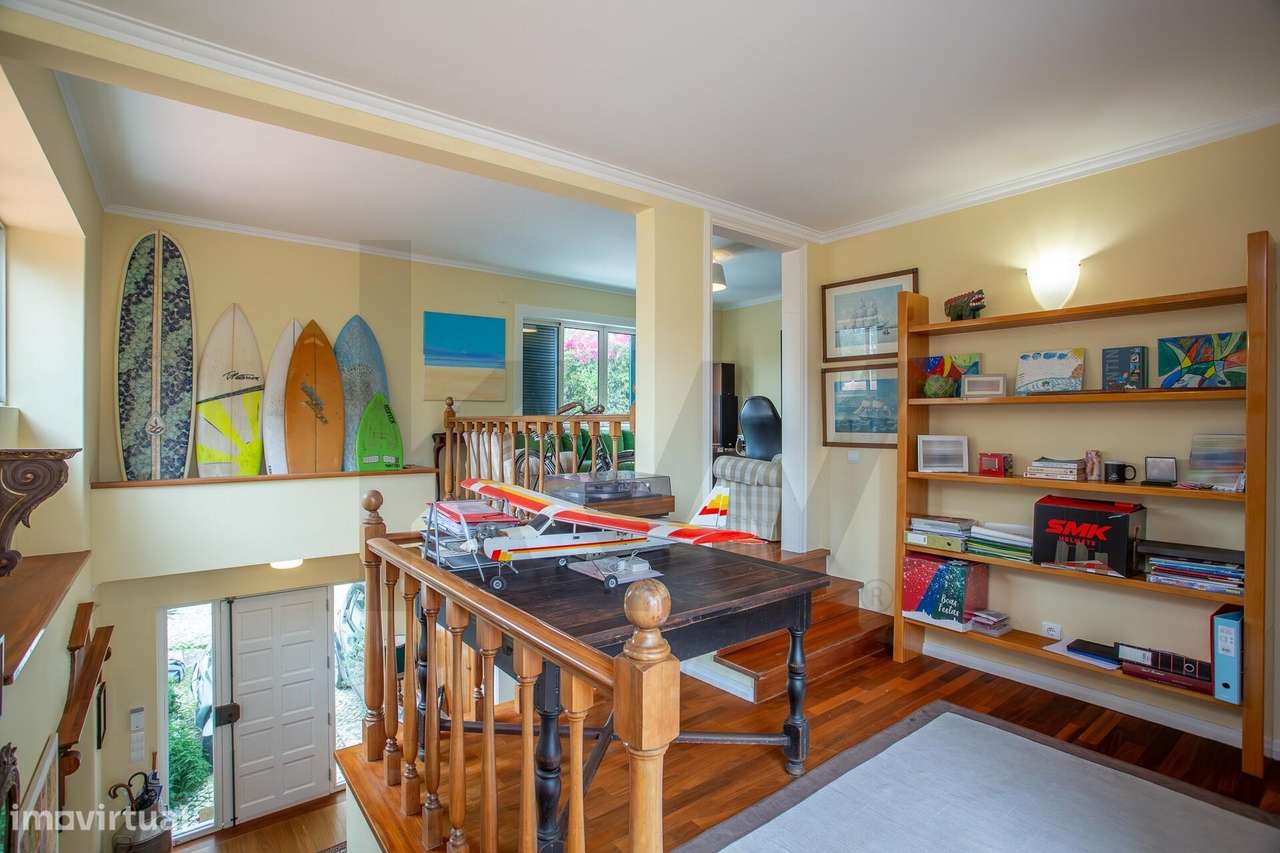 Moradia de Luxo T3 + 1 com Piscina e Jardim Privado em Alcabideche, Ca-48