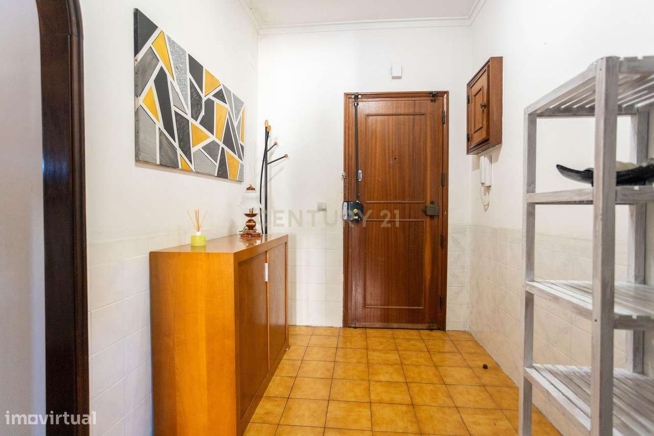 Apart. T2 com 96 m2 na Póvoa de Santo Adrião – Alameda Fernando Namora-2