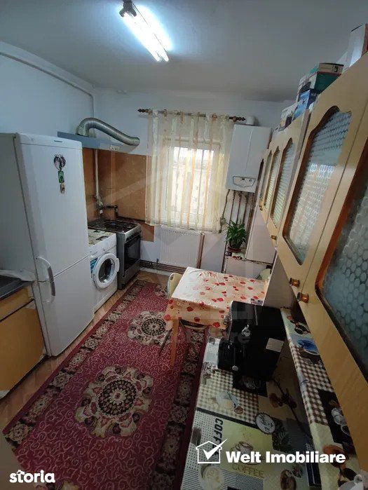 Vanzare apartament 3 camere, demandat, in cartier Manastur, Cluj Napoc