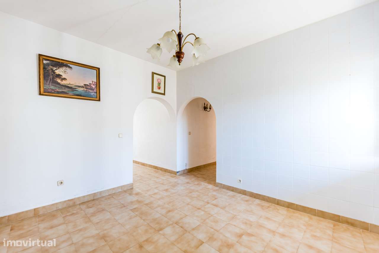 Moradia T5 com mais de 200m2 em Boliqueime-21