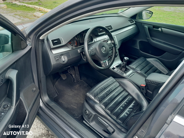 Volkswagen Passat Variant 2.0 TDI BlueMotion Technology Comfortline - 9