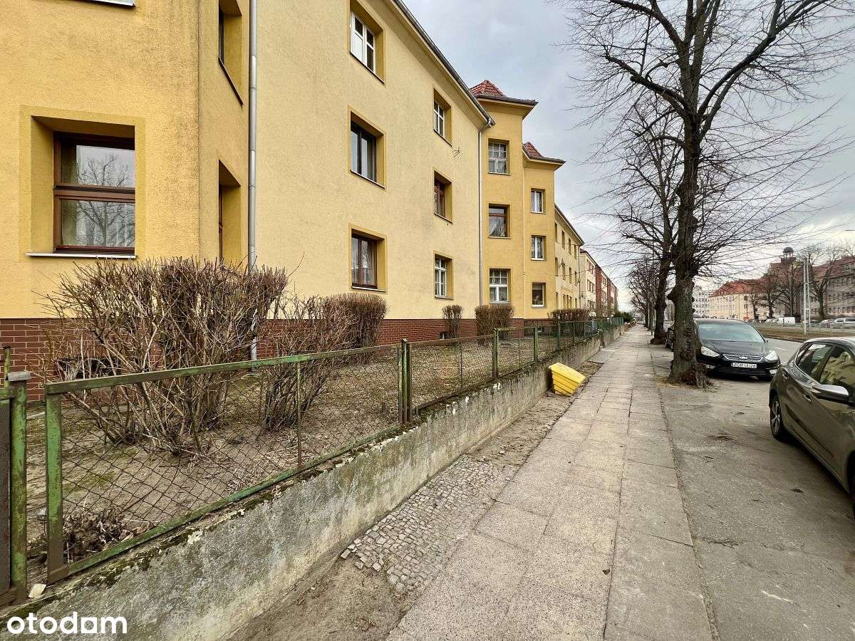 3Pokoje/Mickiewicza/2piętro/niski budynek-18