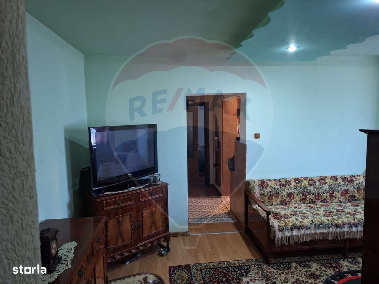 Apartament cu 3 camere Hunedoara, jud. Hunedoara - Imagine principală: 4/13