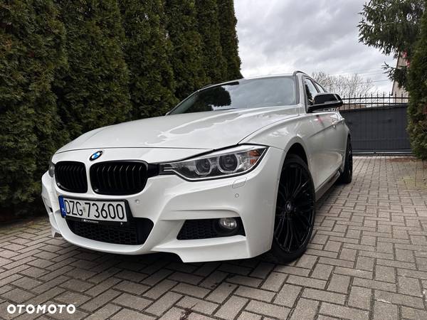 BMW Seria 3 318d xDrive M Sport - 32