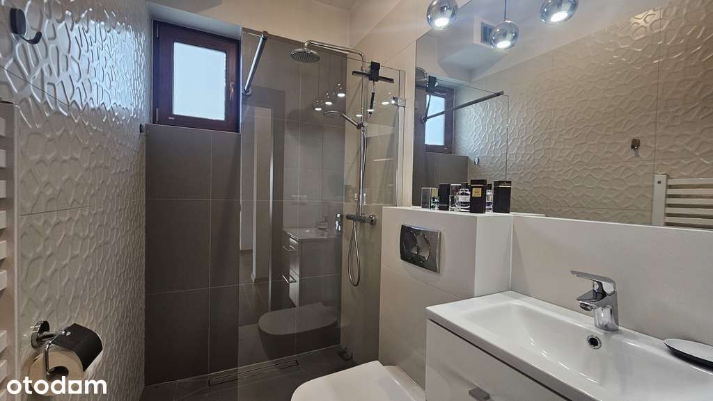 Nowoczesny dom z 2023 roku – wysoki standard-13