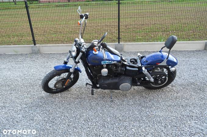 Harley-Davidson Dyna Street Bob - 6