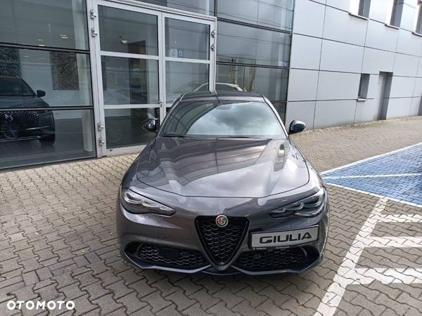 Alfa Romeo Giulia - 2