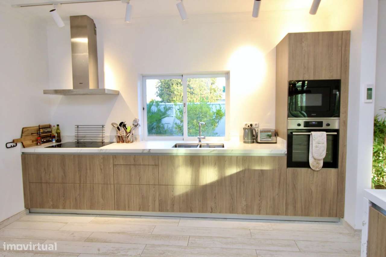 Moradia  V5  Luxuosa com Piscina na Fuzeta - Grande imagem: 4/37