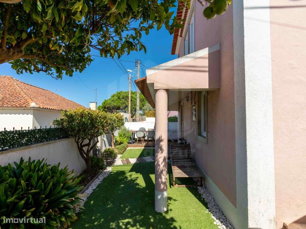 Casa Histórica com Vistas para o Palácio da Pena em Sintra-42