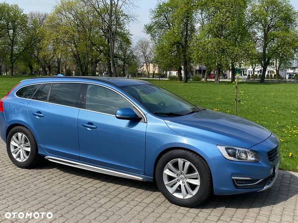 Volvo V60 T4 Summum - 16