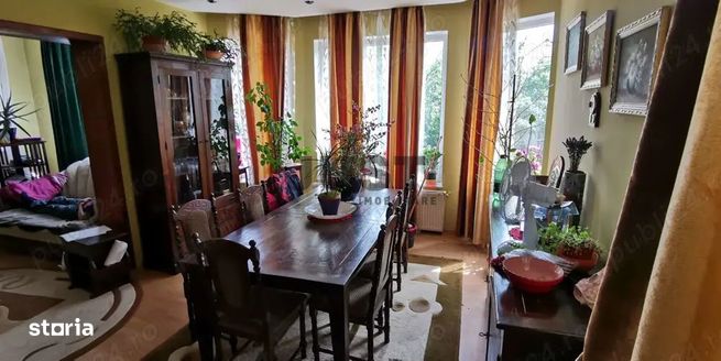 De vânzare – Casă spațioasă D+P+M în Tăuții-Măgherăuș, Strada 1-3
