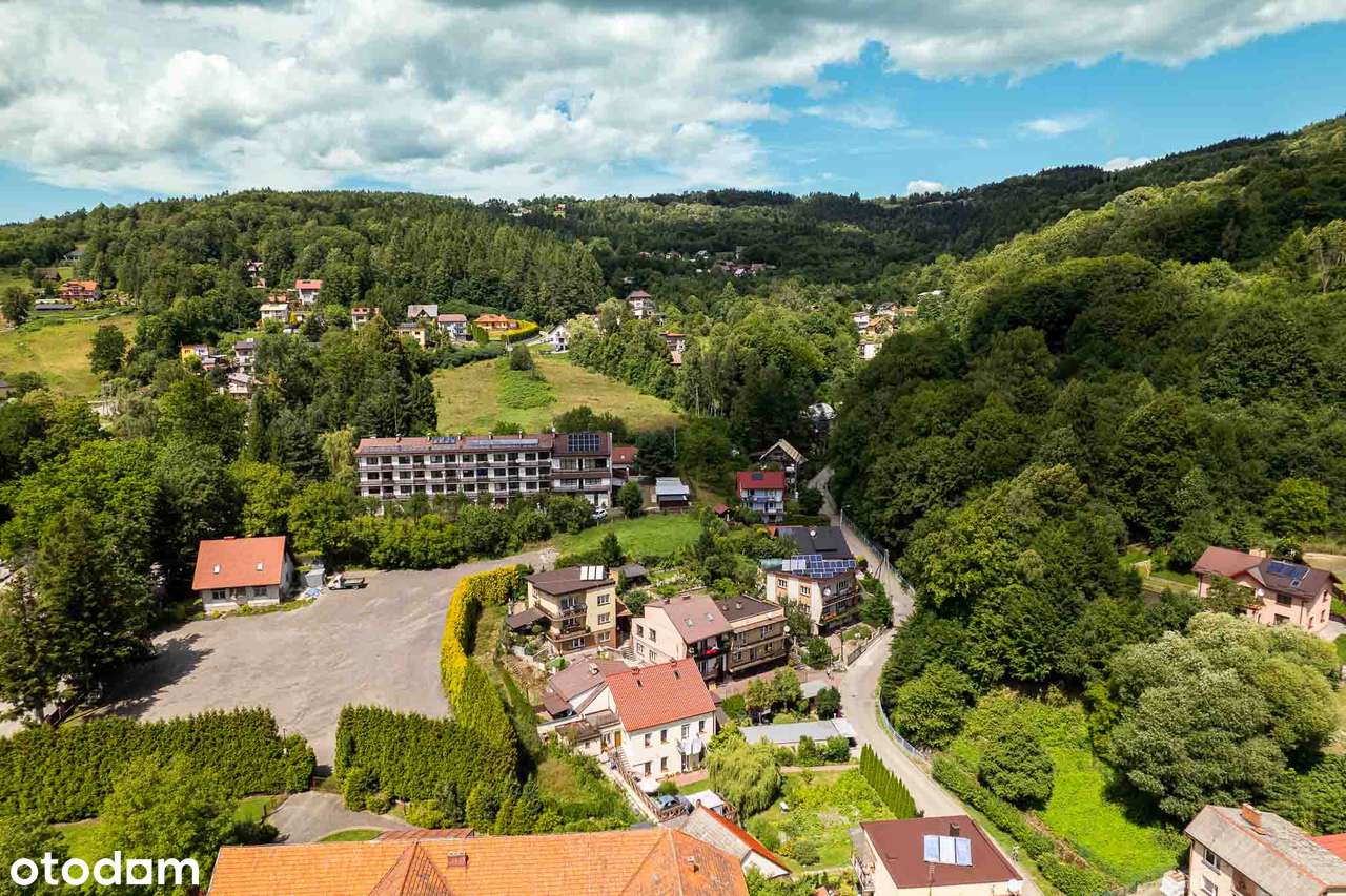 Nieruchomość inwestycyjna – 330 m², działka z dojazdem, media, garaż-2