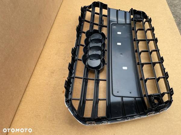 AUDI A6 C7 QUATTRO PRZED LIFT CHROM ORYGINALNA ATRAPA PRZEDNIEGO ZDERZAKA GRILL PRZEDNI ŁADNY ZNACZEK PDC 4G0853653 - 9