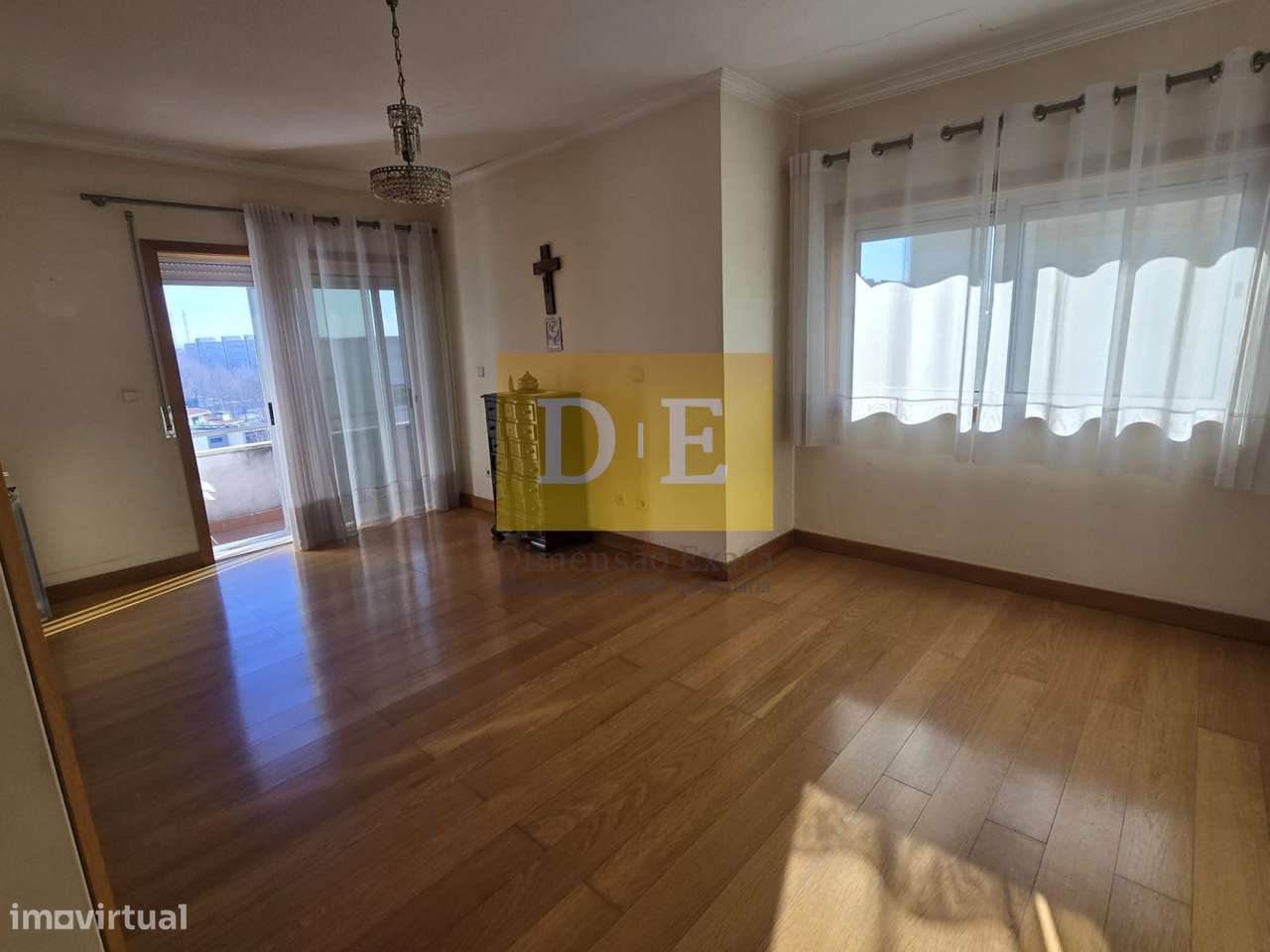 Apartamento T4 na Zona Nobre dos Maninhos na Maia-6