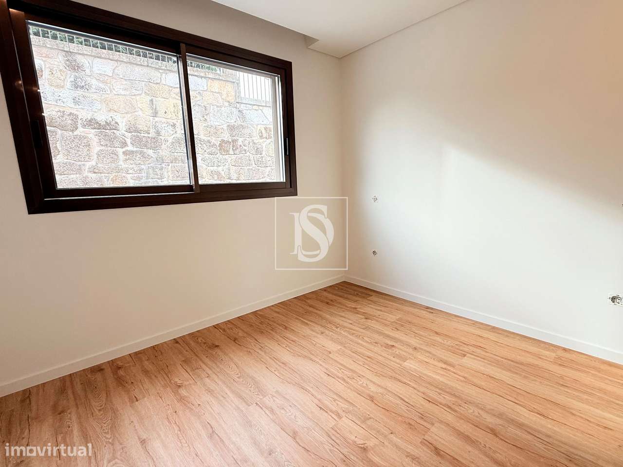 Andar Moradia T2, NOVO, Moderno e Privado, perto do Centro de Barcelos - Grande imagem: 4/30