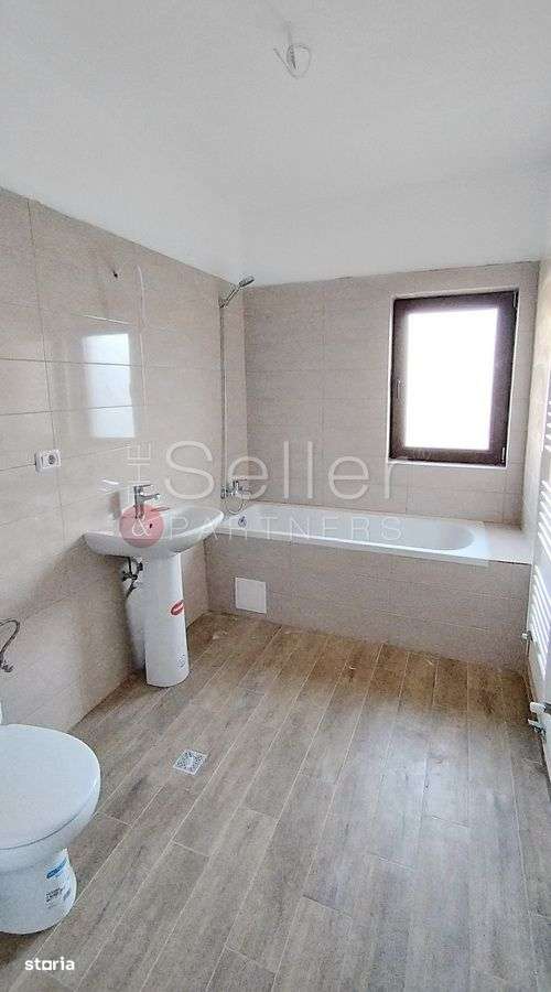 Spatiu Office Utilitati Incluse - Imagine principală: 5/10