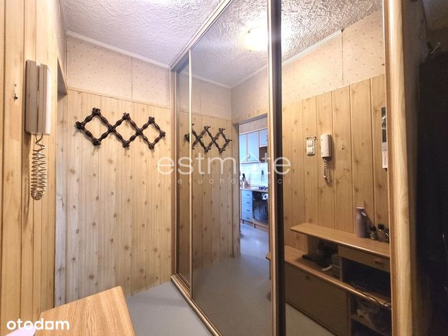 Kawalerka z dużą kuchnią i balkonem!-6