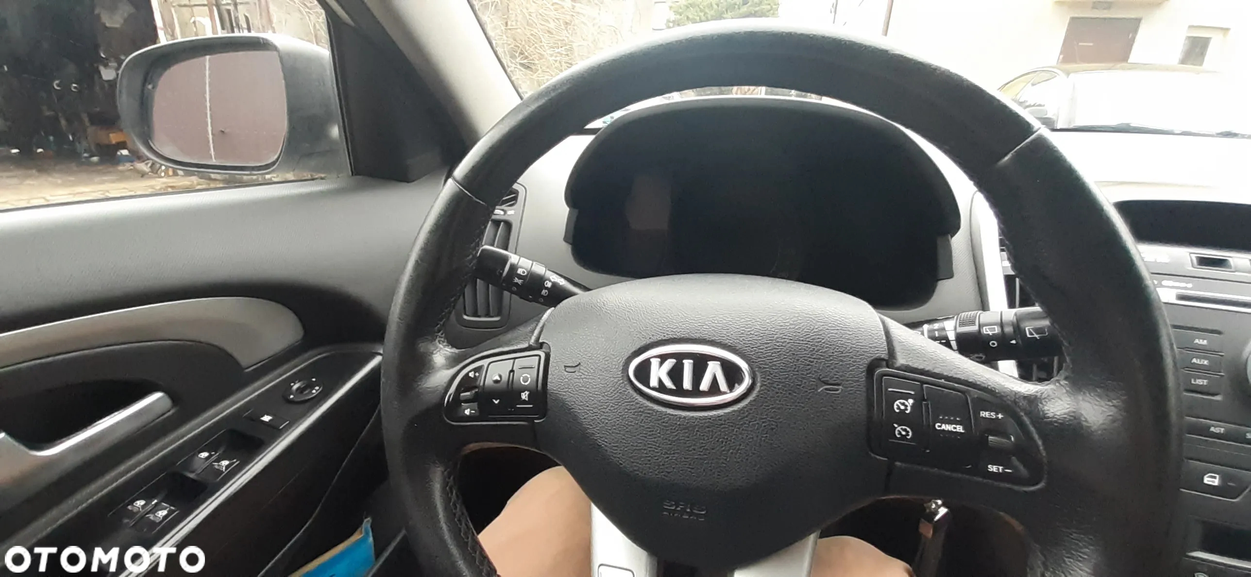 Kia Ceed - 13