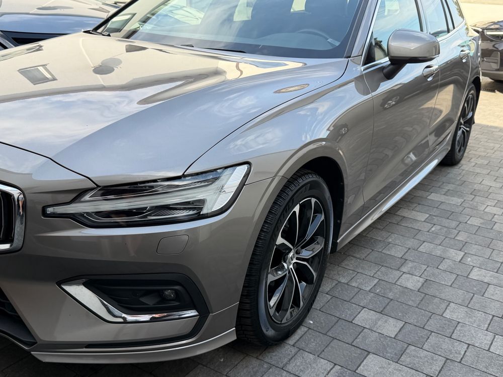 Volvo V60 II B4 B DKG Inscription 2022