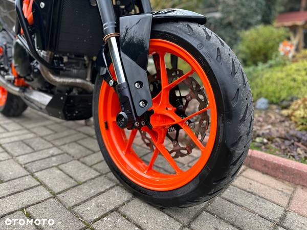 KTM Duke - 24