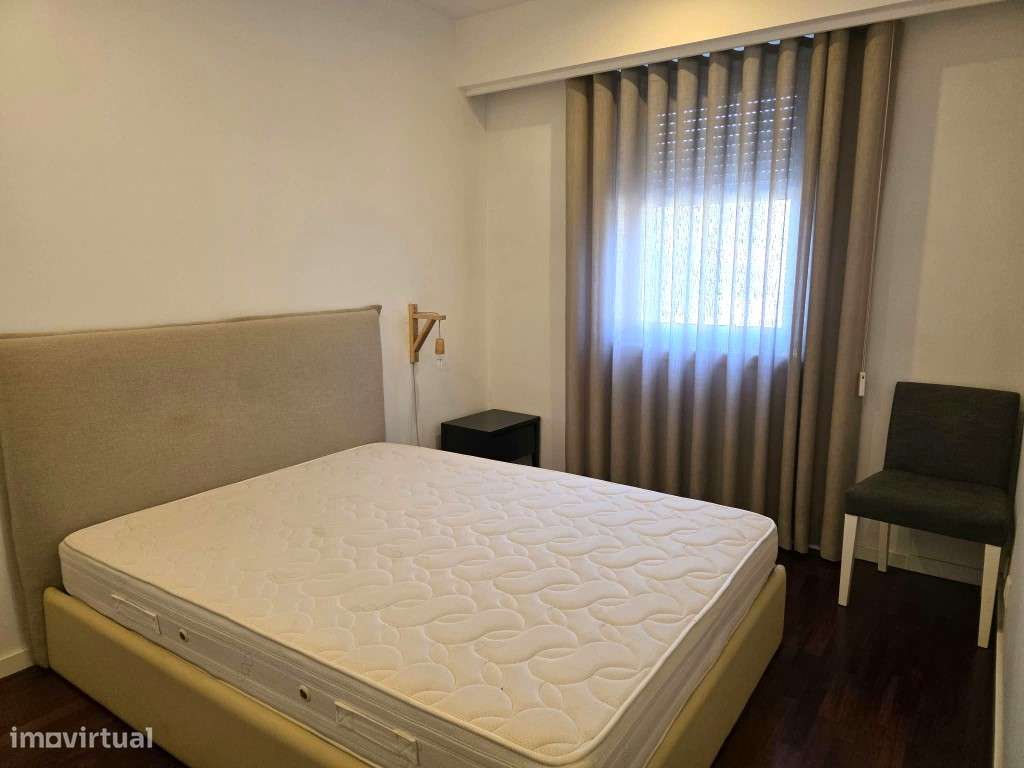 Apartamento renovado na Foz do Douro-8