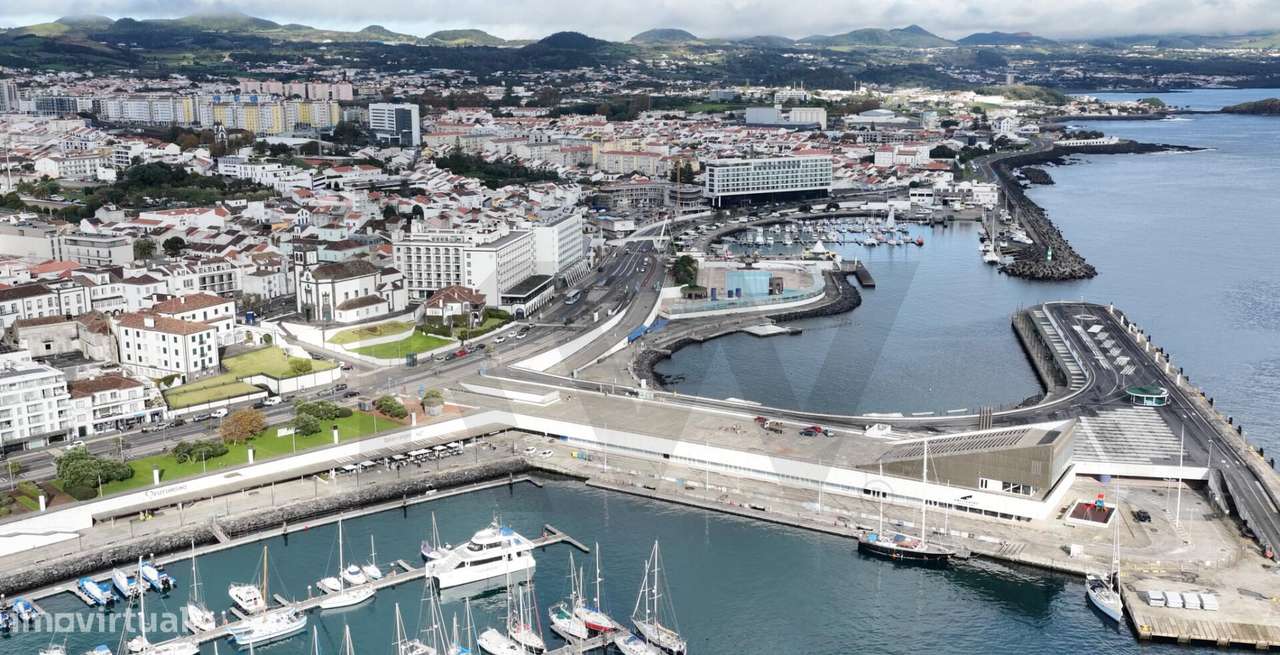 Moradia T4+1 com Quintal e Localização Premium junto às Portas do Mar, - Grande imagem: 4/26