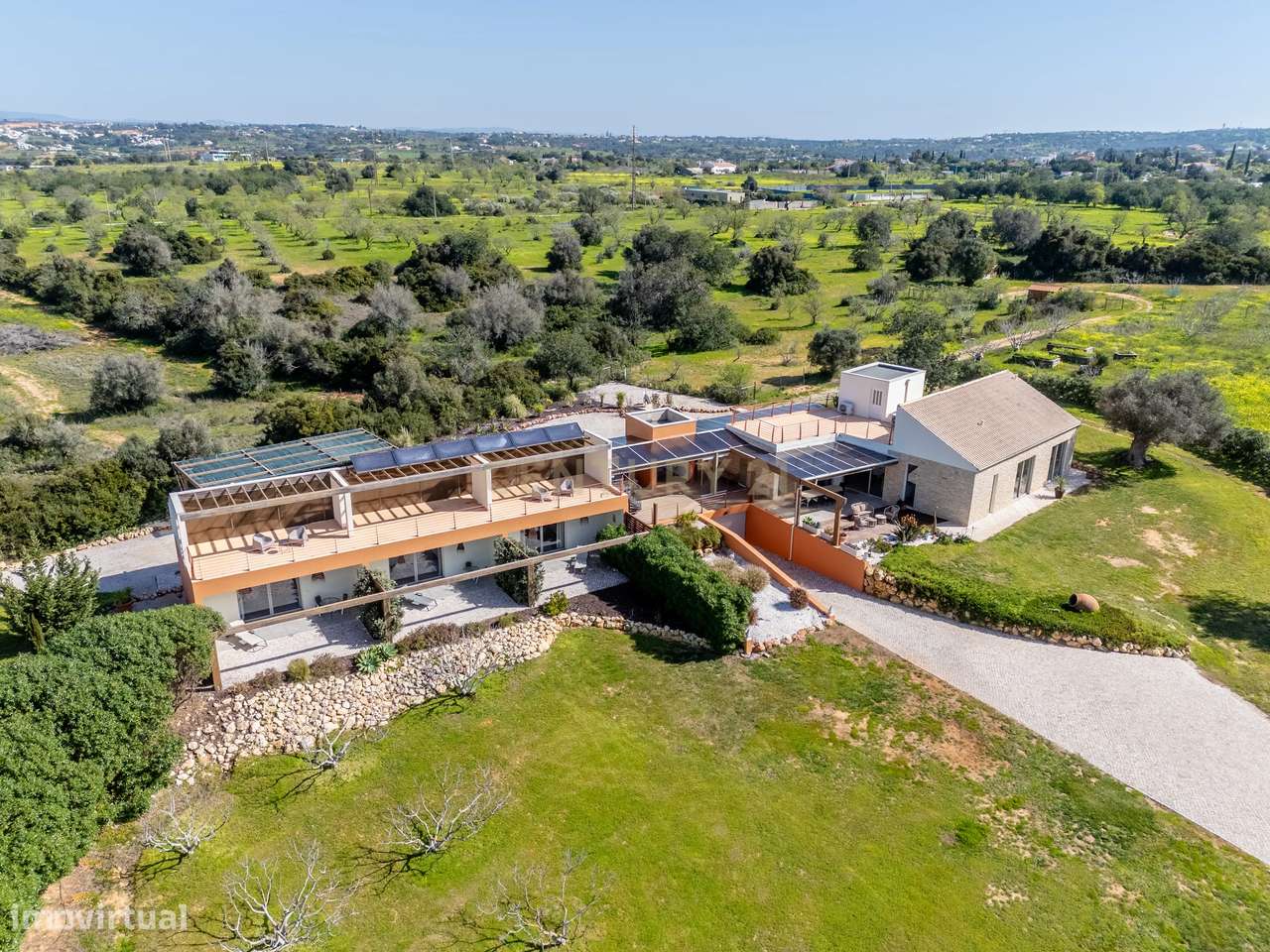 Luxuosa e Exclusiva moradia T5 I Vista Mar I 5 minutos da Praia I 18.5 - Grande imagem: 2/47